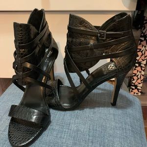 Vince Camuto Aman croc sandals
